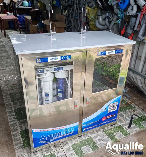 Máy lọc nước công nghiệp mini 30L/h 2 vòi tiện dụng