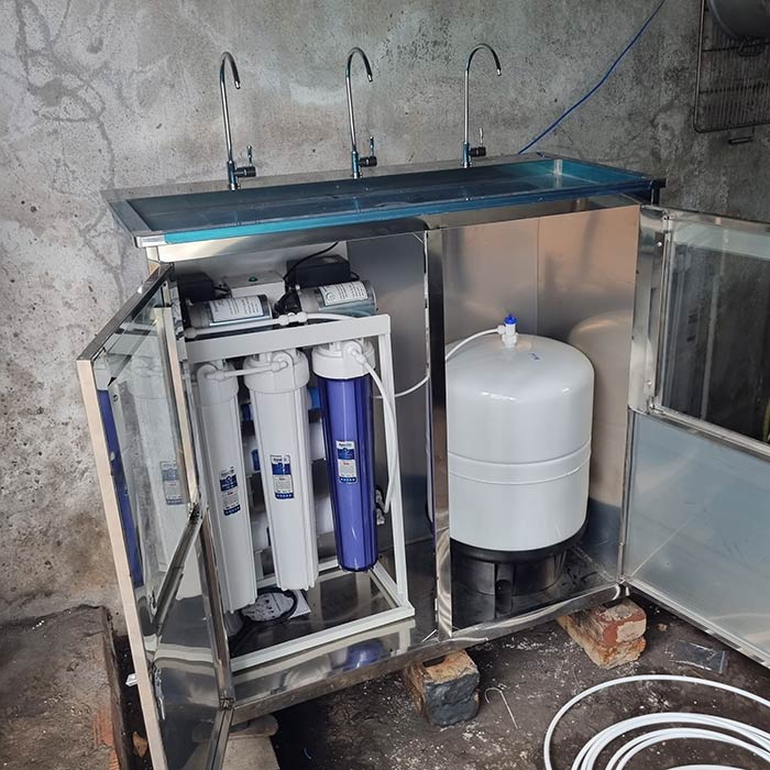 Máy lọc nước bán công nghiệp 65 lít/giờ vỏ tủ inox 2 cánh 3 vòi - Ảnh 2