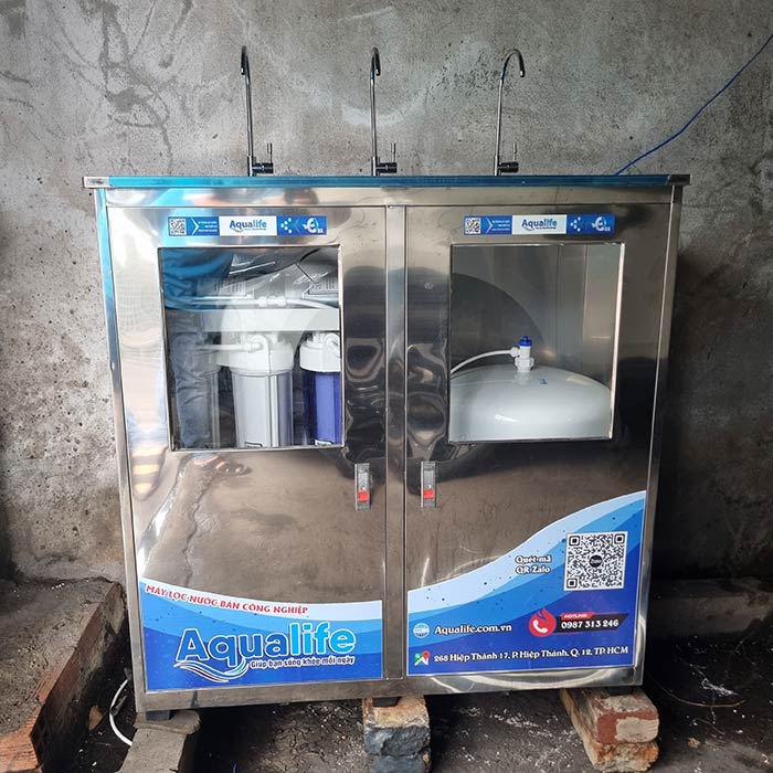 Máy lọc nước bán công nghiệp 65 lít/giờ vỏ tủ inox 2 cánh 3 vòi