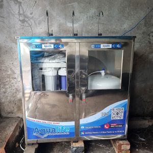 Máy lọc nước bán công nghiệp 80 lít/h 3 vòi vỏ tủ inox
