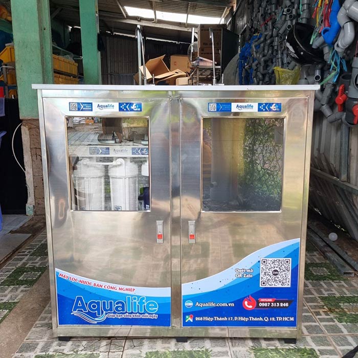 Máy lọc nước bán công nghiệp 80l/h 2 vòi tủ inox