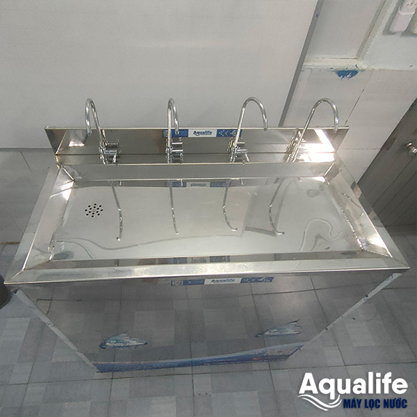 Máy lọc nước RO BCN 100 l/h 4 vòi công suất lớn