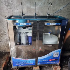Máy lọc nước BCN 75 lít/h vỏ tủ inox 2 cửa 3 vòi