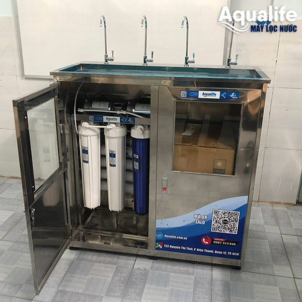 Máy lọc nước BCN 80l/h vỏ tủ inox chống gỉ