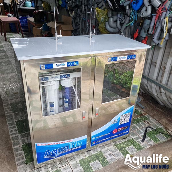 Máy lọc nước RO công suất 60 lít/giờ 2 vòi tiện lợi