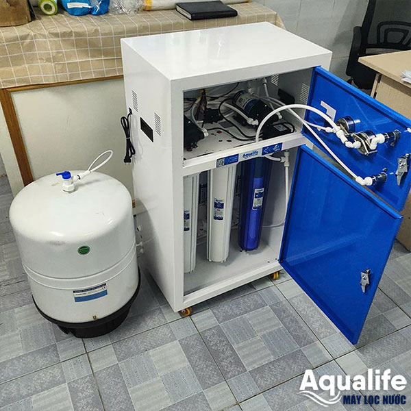 Máy lọc nước RO công suất lớn 100 lít/giờ