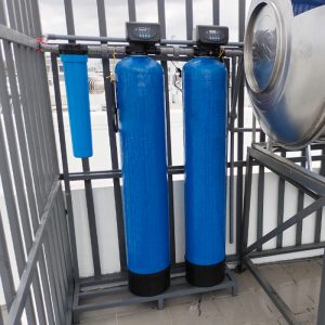 2 trụ composite 1054 tự động kèm cốc lọc 20 inch