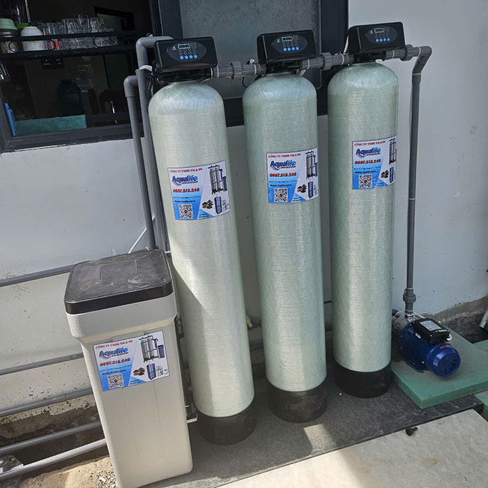 Hệ thống 3 trụ composite tự động lọc nước nhiễm đá vôi - Ảnh 4