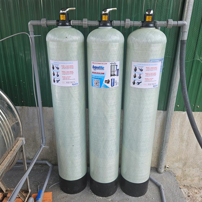 Hệ 3 cột Composite 1054 lọc nước giếng khoan nhiễm phèn sắt