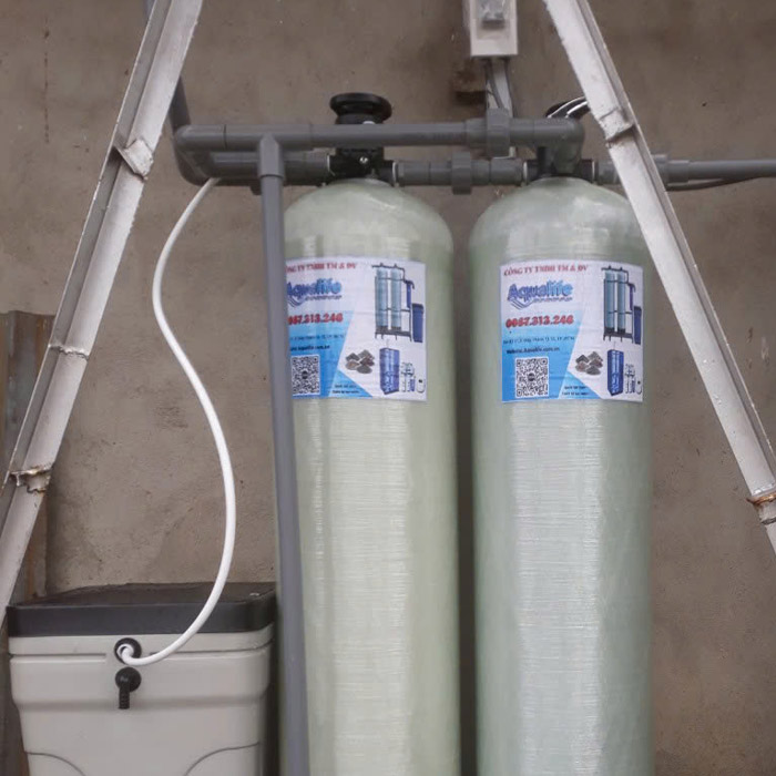 Thiết bị lọc đá vôi đầu nguồn 2 trụ 1054 composite làm mềm nước (thủ công) - Ảnh 3