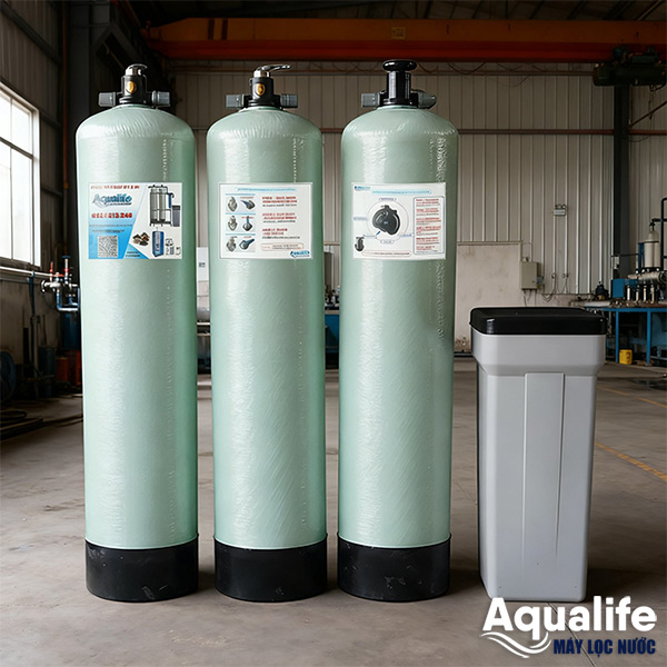 Lọc nước đầu nguồn 3 cột Composite 1354 khử canxi