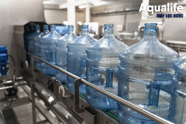 Lắp đặt - bảo trì dây chuyền lọc nước đóng bình công nghiệp