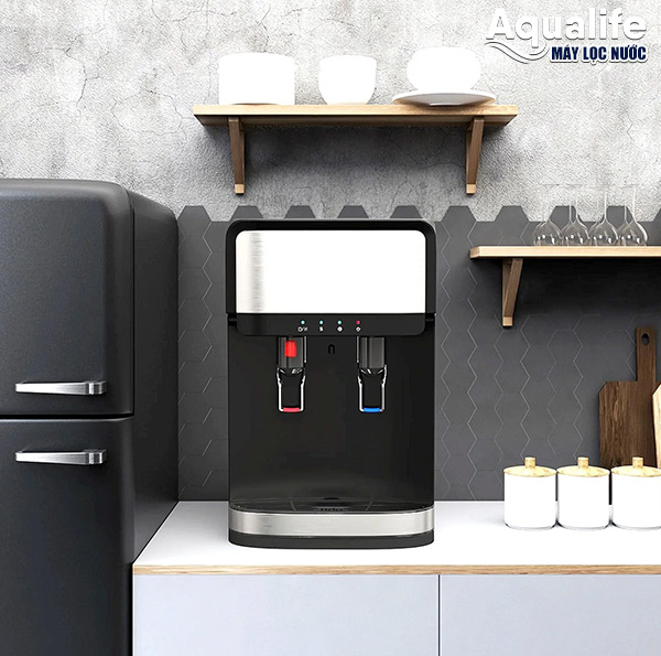 Máy lọc nước nóng lạnh hiện đại với công nghệ tiết kiệm điện